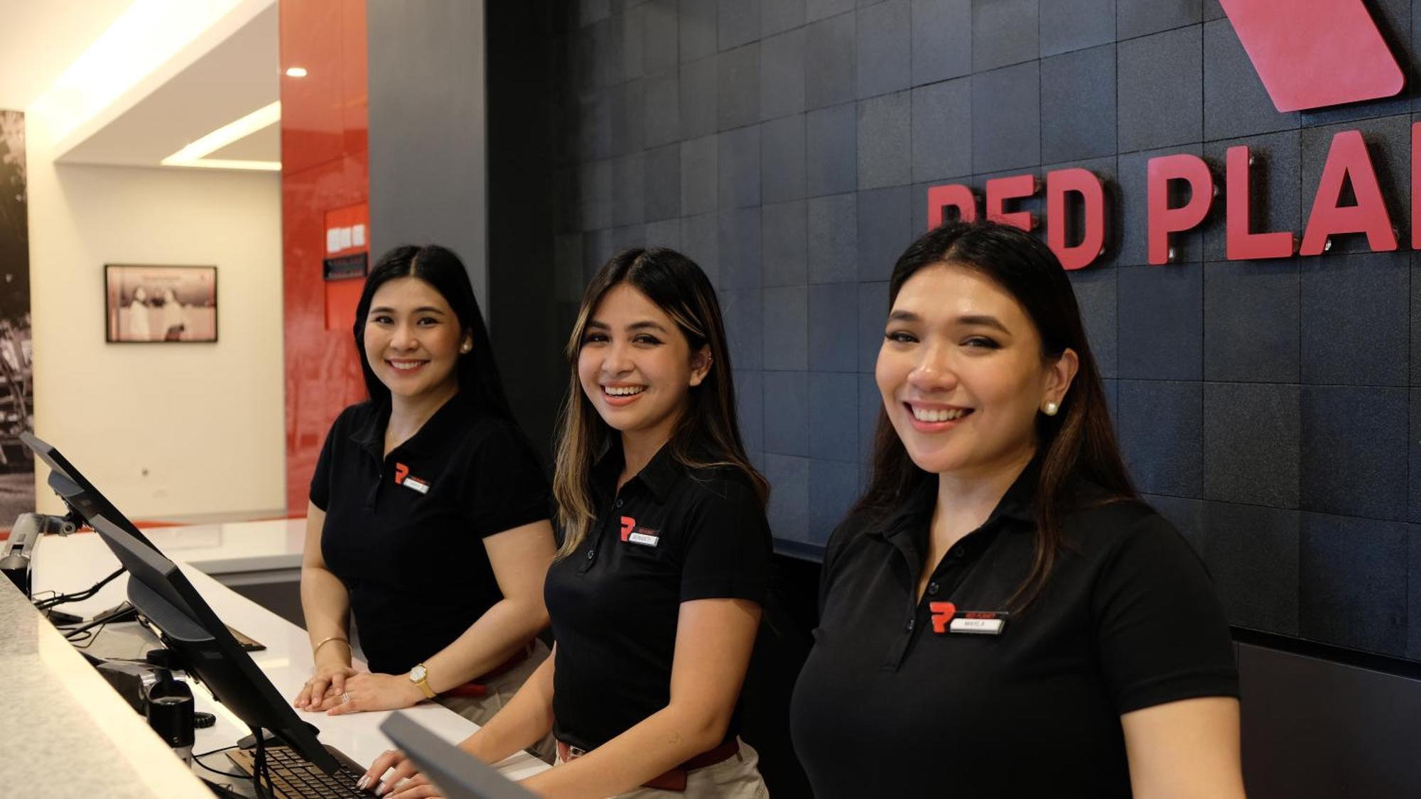 Red Planet Bgc The Fort Taguig Esterno foto